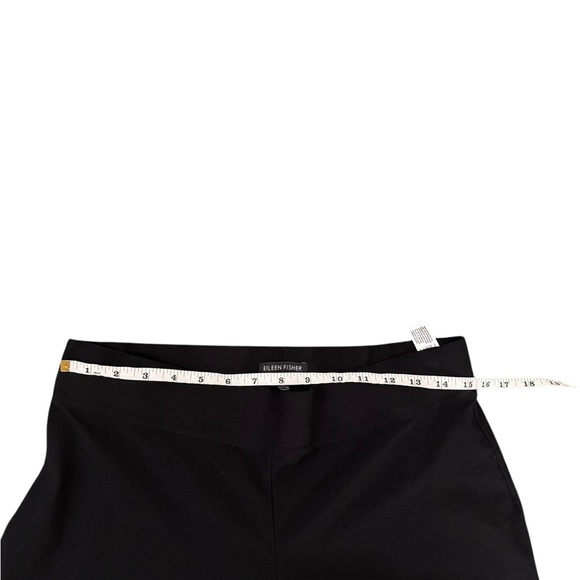 Eileen Fisher System Washable Stretch Crepe Straight Pant Size medium Black - Picture 6 of 8